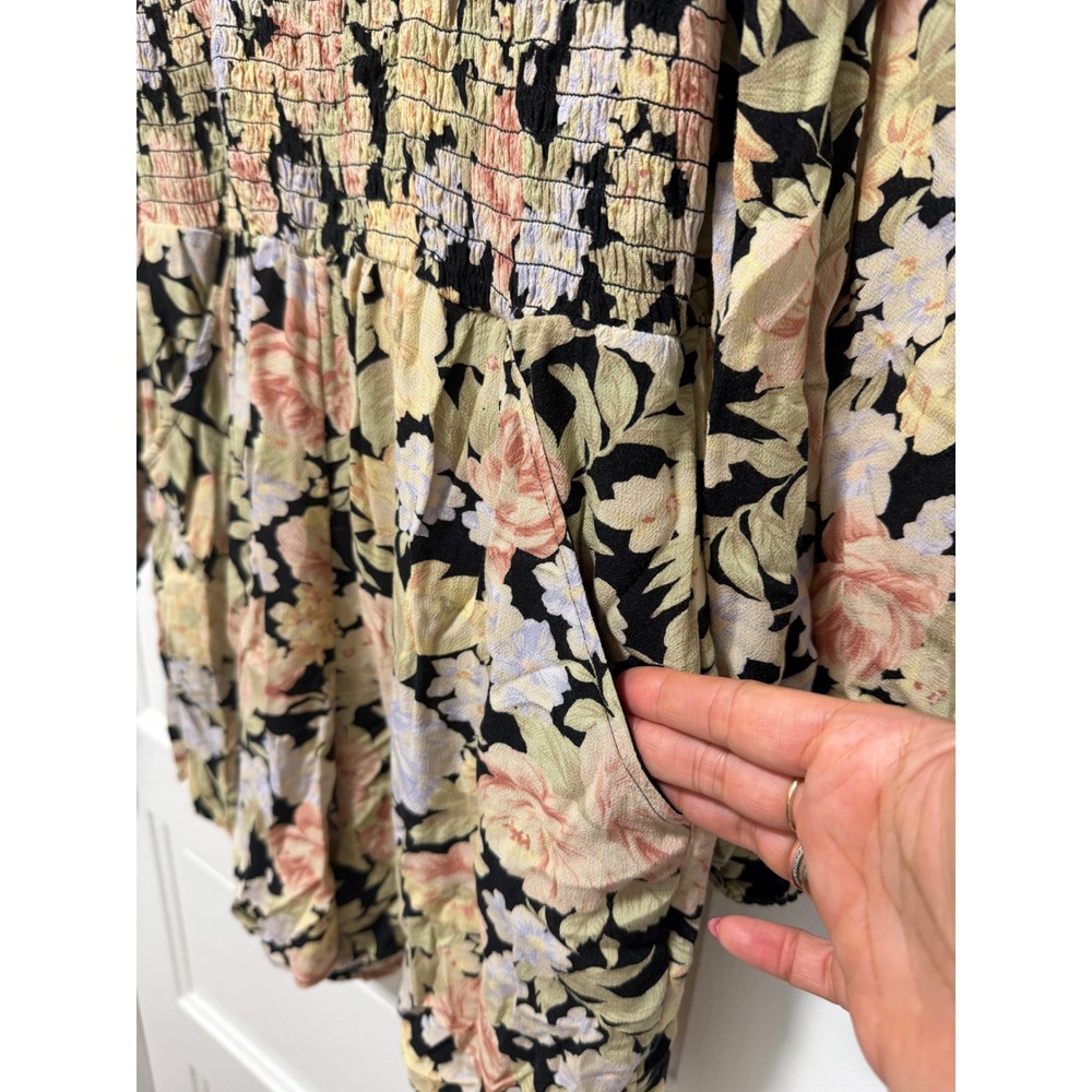 American Eagle Vintage Floral Smocked Romper Long Sleeve Pockets Black Large - Picture 6 of 11